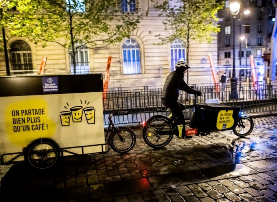 V lo bar lectrique pour le caf de rue D l gation de Paris du